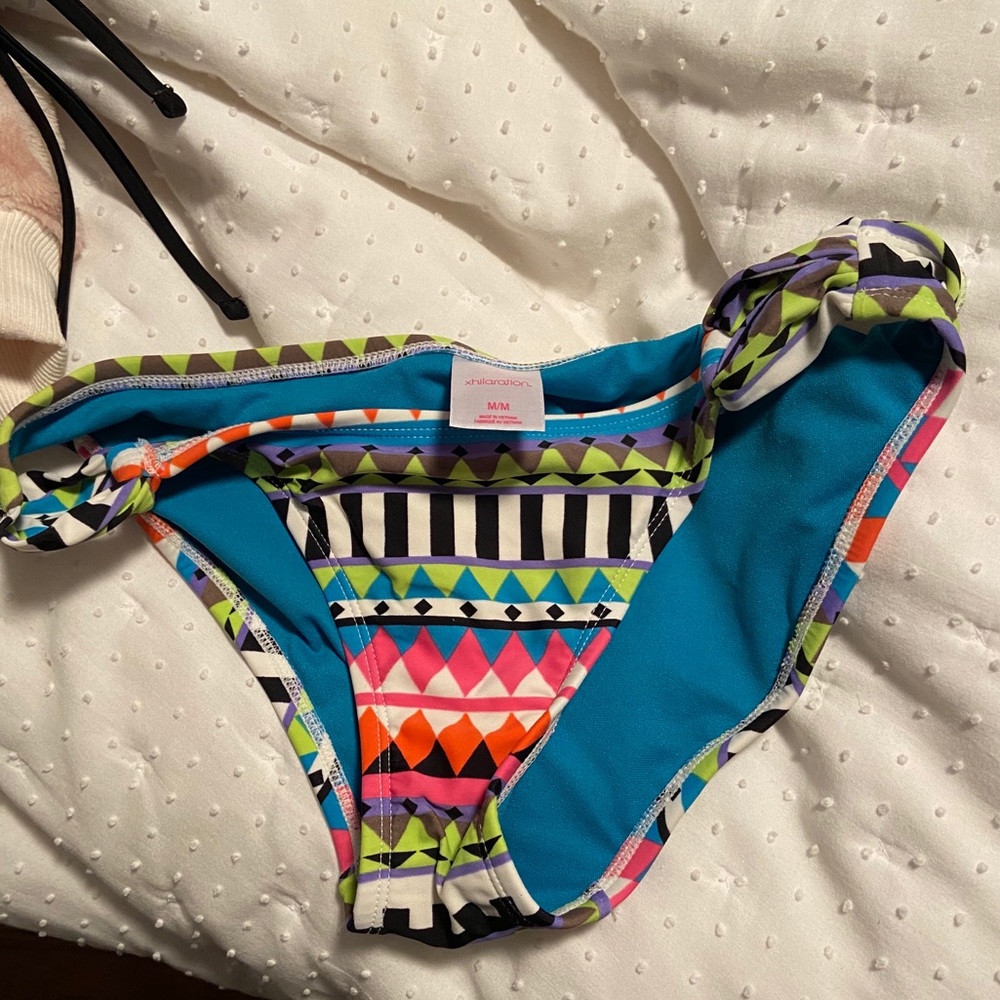 Lightly worn bikini bottoms